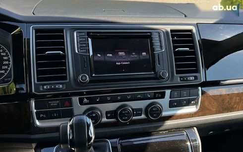 Volkswagen Multivan 2017 - фото 15