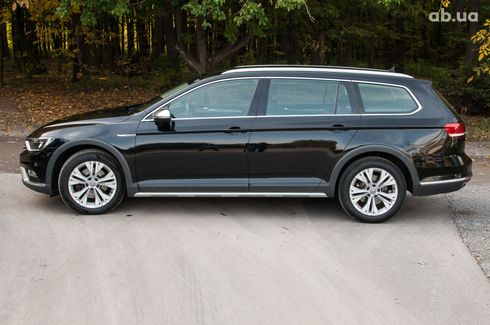 Volkswagen Passat 2016 черный - фото 15