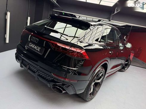 Audi RS Q8 2024 - фото 24