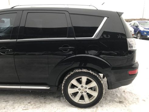 Mitsubishi Outlander 2010 черный - фото 22