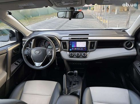 Toyota RAV4 2014 - фото 29
