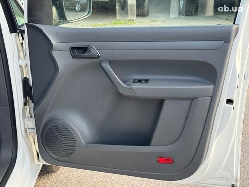 Volkswagen Caddy 2014 белый - фото 25
