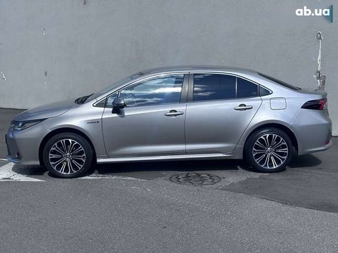 Toyota Corolla 2020 - фото 9