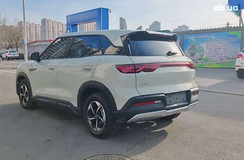 BYD Yuan Up 2024 - фото 4