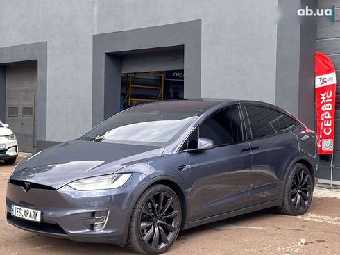 Tesla Model X 2019 - фото 3