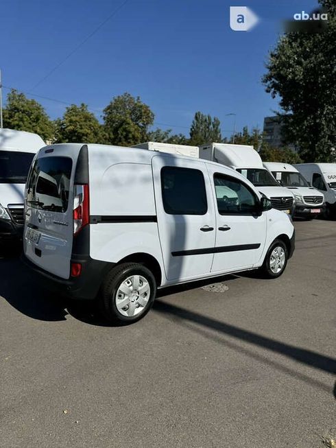 Renault Kangoo 2019 - фото 10