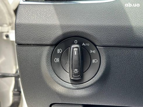 Skoda octavia a7 2017 белый - фото 17
