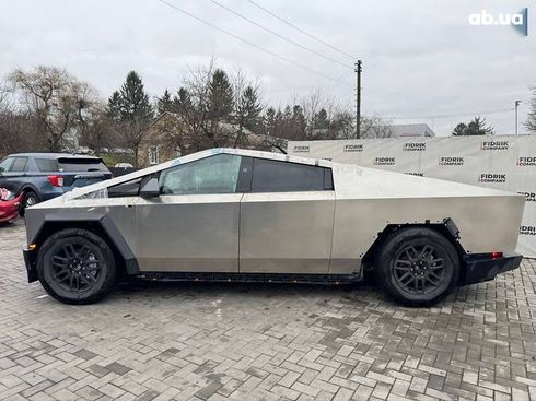 Tesla Cybertruck 2024 - фото 27