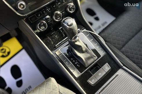 Skoda Superb 2019 - фото 21
