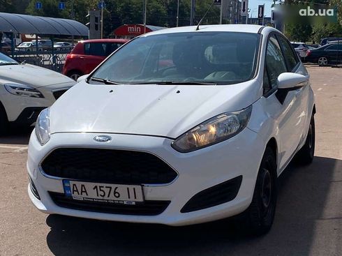 Ford Fiesta 2016 - фото 11