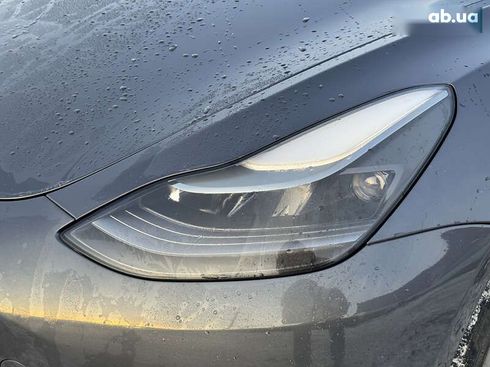Tesla Model 3 2022 - фото 4