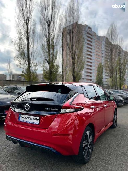 Nissan Leaf 2019 - фото 10