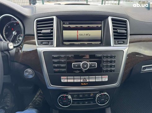Mercedes-Benz GL-Класс 2015 - фото 23