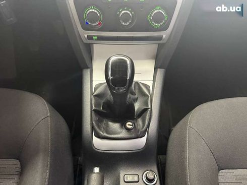 Skoda Octavia 2011 - фото 22