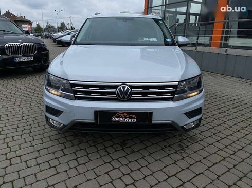 Volkswagen Tiguan 2017 - фото 2