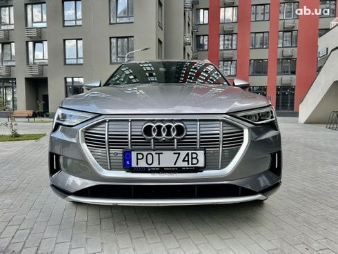 Audi E-Tron 2020 - фото 2