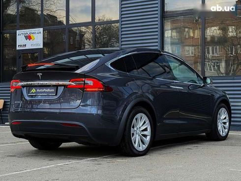 Tesla Model X 2018 - фото 16