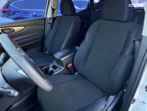 Nissan Qashqai 2017 белый - фото 22
