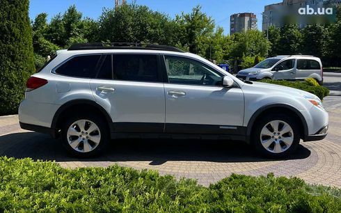 Subaru Outback 2010 - фото 8