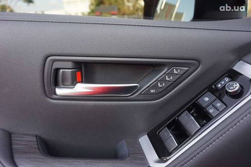 Toyota Land Cruiser 2022 - фото 18