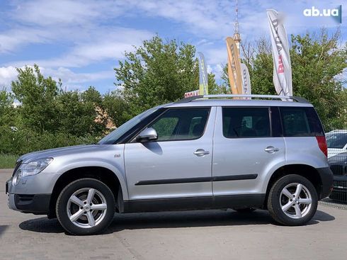 Skoda Yeti 2012 - фото 12