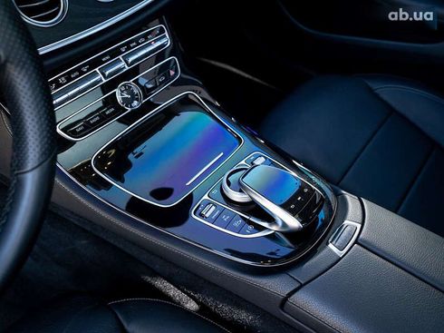 Mercedes-Benz E-Класс 2016 - фото 20