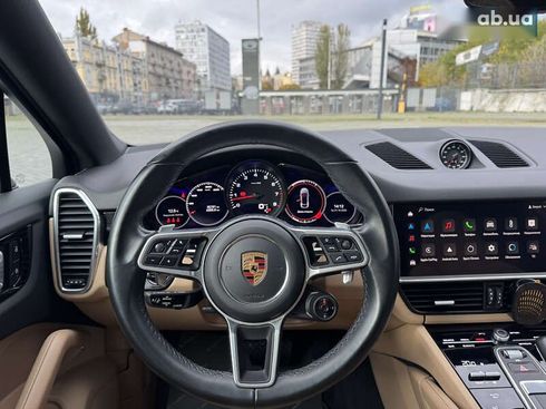 Porsche Cayenne 2021 - фото 19