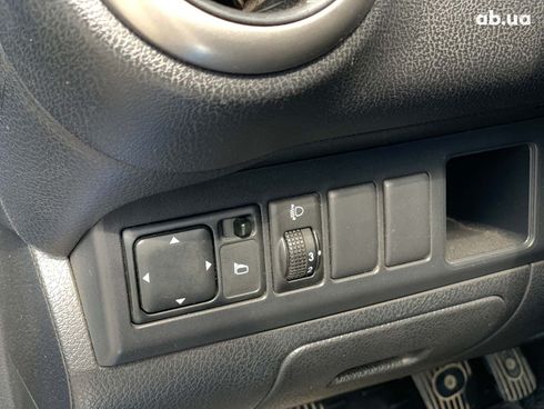 Nissan Note 2006 синий - фото 20