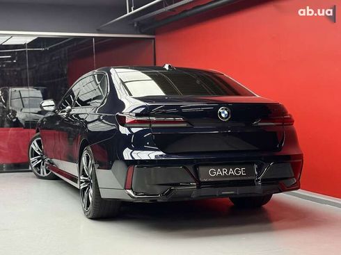 BMW 7 серия 2023 - фото 25