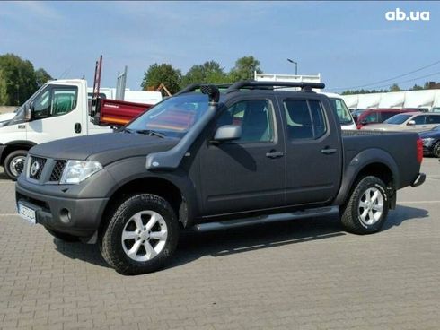 Nissan Navara 2007 черный - фото 3