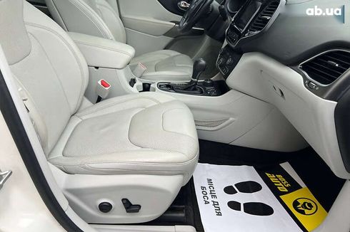 Jeep Cherokee 2018 - фото 25
