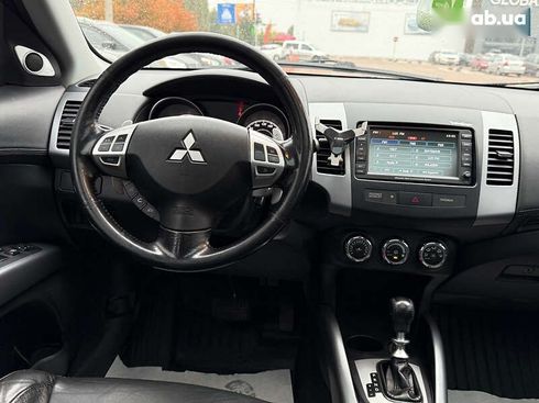 Mitsubishi Outlander 2011 - фото 14