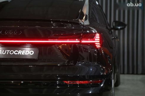 Audi E-Tron 2022 - фото 8