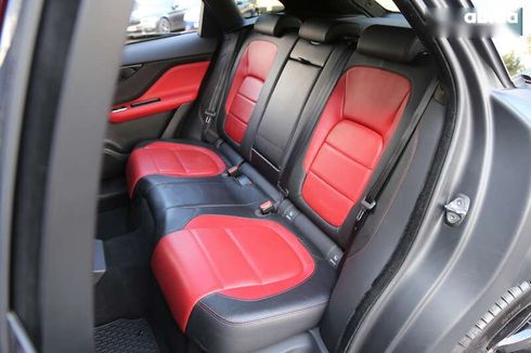 Jaguar F-Pace 2016 - фото 12