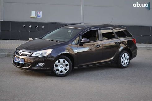 Opel Astra 2012 - фото 2