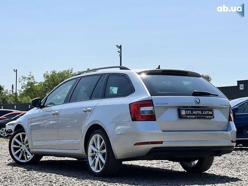 Skoda Octavia 2020 - фото 6