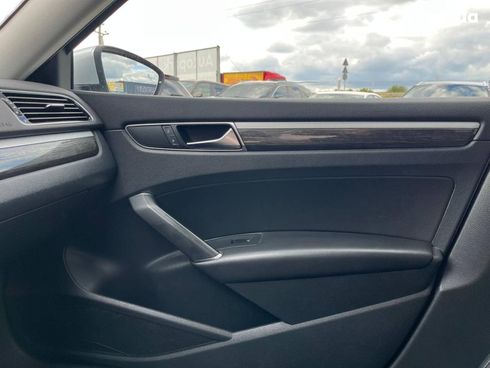 Volkswagen passat b8 2018 серый - фото 30