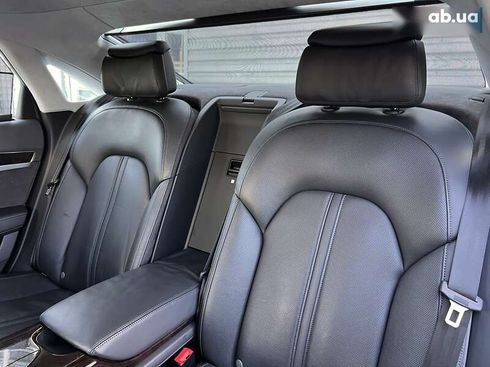 Audi A8 2011 - фото 30
