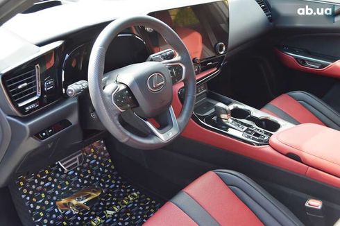 Lexus NX 2022 - фото 25