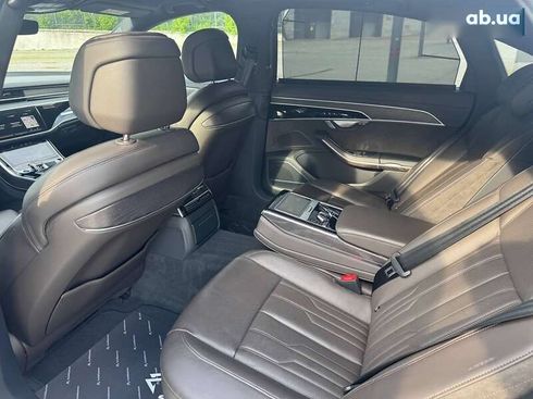 Audi A8 2021 - фото 24