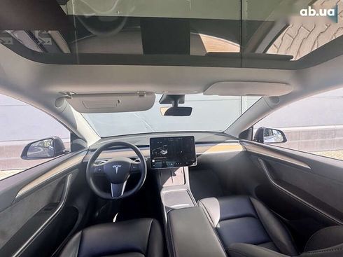 Tesla Model Y 2022 - фото 18
