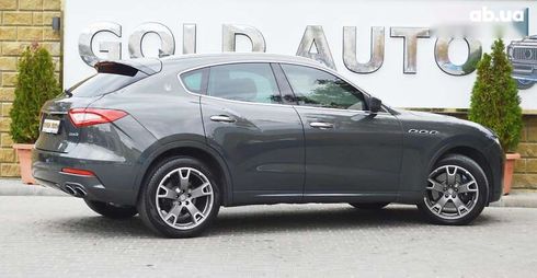 Maserati Levante 2017 - фото 13