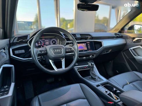Audi Q3 2019 - фото 7