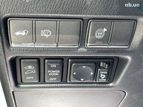 Nissan Patrol 2011 - фото 24