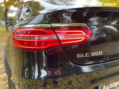 Mercedes-Benz GLC-Класс 2018 черный - фото 20