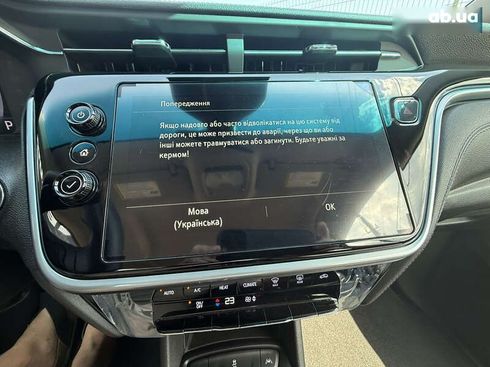 Chevrolet Bolt 2022 - фото 22