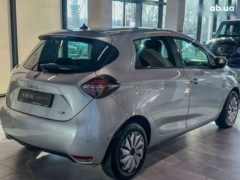 Renault Zoe 2020 - фото 12