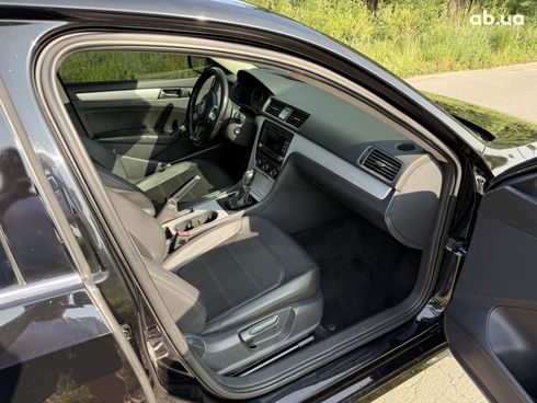 Volkswagen Passat 2013 черный - фото 12