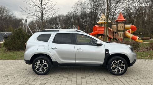 Dacia Duster 2019 серебристый - фото 4