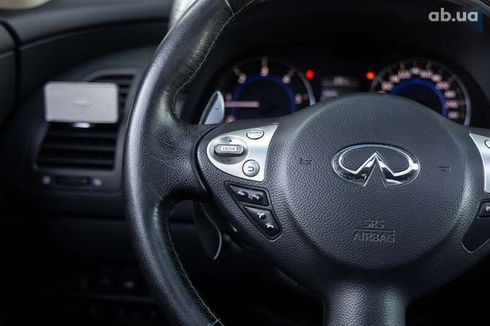 Infiniti QX70 2015 - фото 18